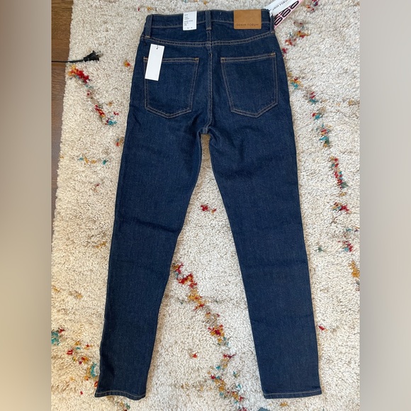 Aritzia Denim Forum Yoko Jeans - Picture 2 of 4